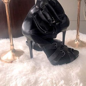 This item was worn 2xs. Guess shoes size 10.